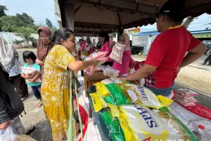 Lewat Pangan Murah, Pemkab Parigi Moutong Dekatkan Pasar kepada Warga 