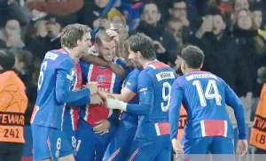 Manchester United Dilibas Como 1-4, PSG Hajar Barcelona 4-2, Ini Klasemen Sementara Liga Champions
