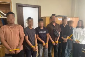 Polda Kepri Tangkap 17 Orang dalam Kasus Jaringan Ekstasi di Batam, 7 Perempuan.