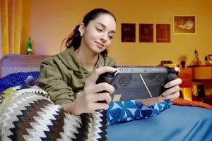 Sultan Banget! Intip Spesifikasi Gahar ROG XBOX Ally X20 Bundle Edisi 20 Tahun