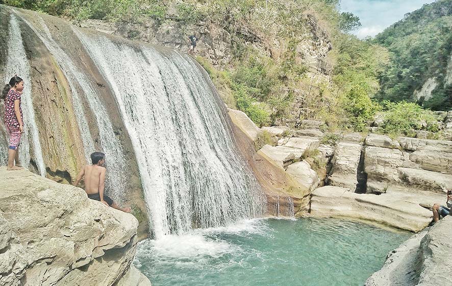 Tanggedu, Sungai yang Memahat Tebing Batu di Tengah Sabana