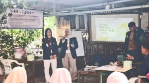 Trisakti Bantu Warga Duri Kosambi Olah Sampah