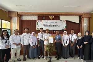 Kebun Raya Cibodas Salurkan 172 Tanaman ke SMKN 1 Cipanas, Perkuat Edukasi Lingkungan.