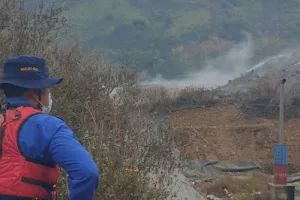 Pemkab Garut Hentikan Tanggap Darurat Kebakaran TPA Pasirbajing