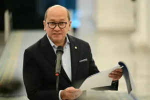 Pencabutan IUP PT Kristalin Ekalestari di Papua, Menteri Rosan: Tegakkan Kepastian Hukum SDA.