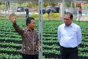 Perkebunan RI Ditantang Nai...