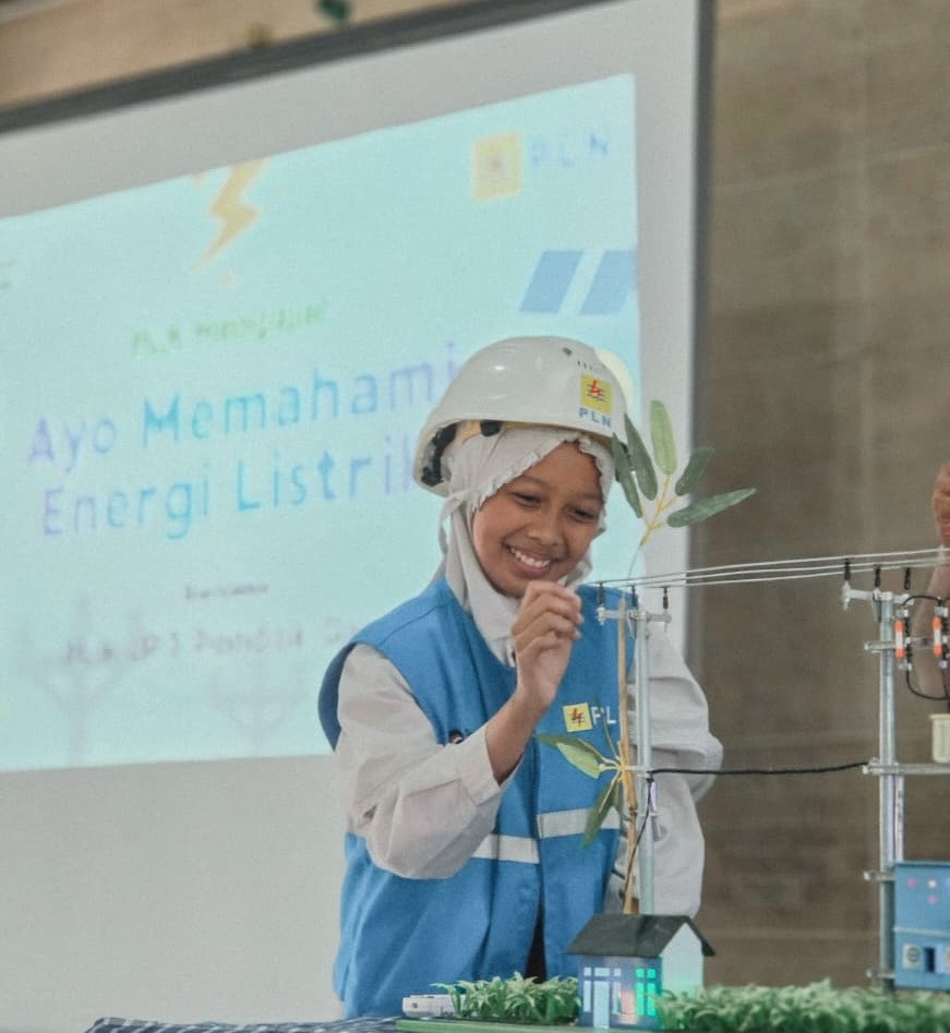 PLN Mengajar, Ajak Siswa SDIT Iqro Kenali Bahaya Listrik ...
