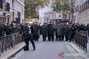 Wow Diterjunkan Drone dan Kendaraan Lapis Baja, Prancis kerahkan 70.000 Polisi Amankan Demonstrasi Lanjutan
