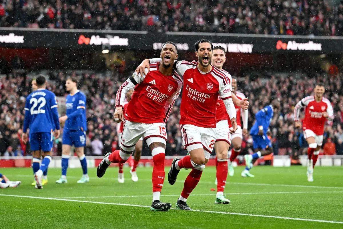 Arsenal Menang 2-0 atas Everton, Perebutan Puncak Klaseme...