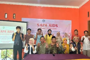 Membangun Literasi dan Edukasi HIV di Kalangan Remaja Desa Klumutan Madiun
