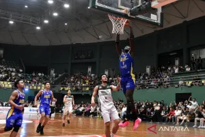 Menang 74-64 atas Bogor Hornbills, Satria Muda Kokoh di Puncak Grup A IBL All Indonesian 