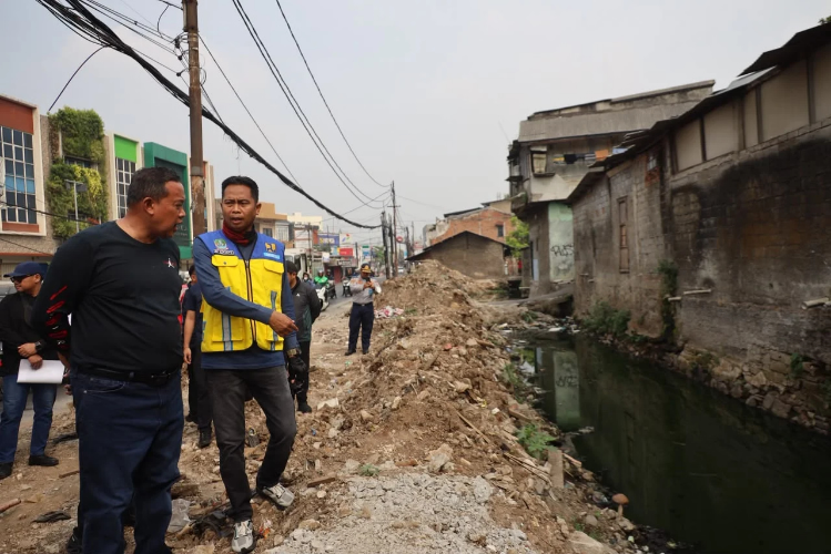 Pemkot Bekasi Akan Lebarkan Kali Harun demi Cegah Banjir ...