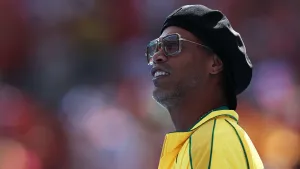 Ronaldinho Bakal Tampil Lag...