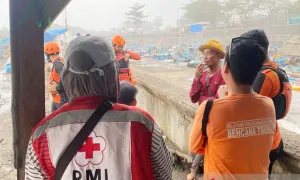 SAR Cianjur Lanjutkan Pencarian Nelayan Terbawa Gelombang di Cidaun
