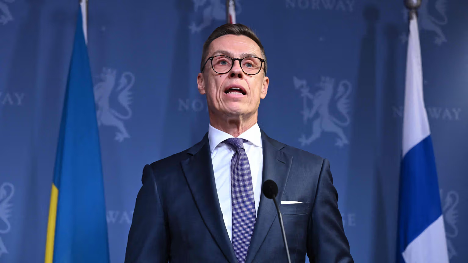 Ukraina Rangkul Finlandia dalam Kesepakatan Jumbo Senilai...
