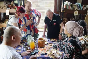 Kemenpar Pikat Turis Austra...