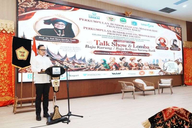 Lestarikan Adat Minangkabau, Wamendagri Dukung "Bundo Kan...