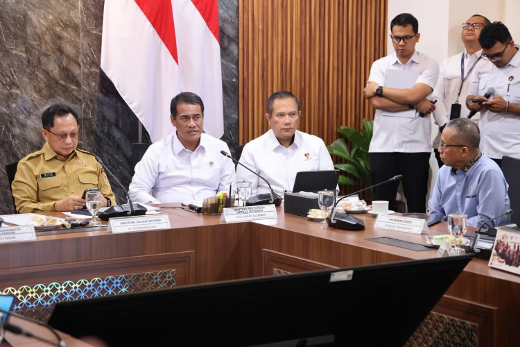 Mentan Tegaskan Pasokan Beras Aman jelang Nataru