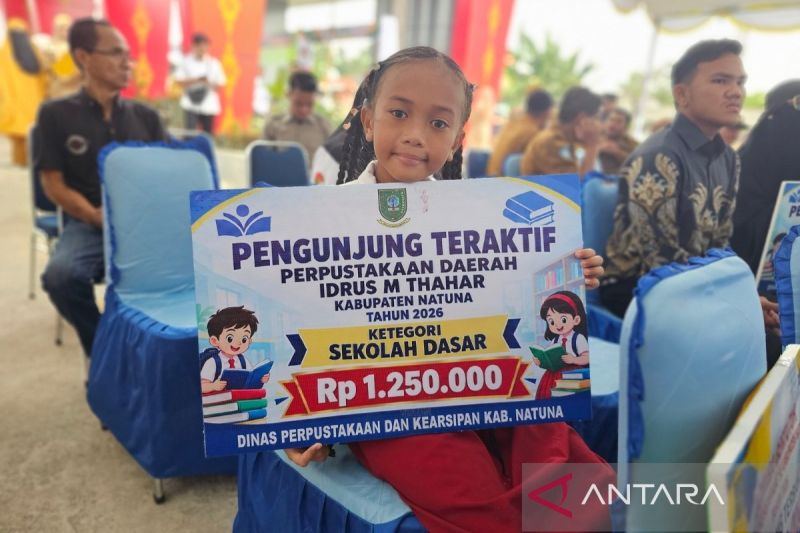 Tingkatkan Minat Baca, Pemkab Natuna Beri Penghargaan Pen...