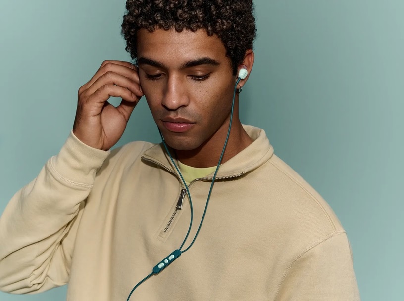 Tren Retro Bersemi Kembali: Bose Boyong Earbuds Kabel Ber...
