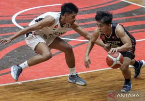 Dewa United Kalahkan Satya Wacana 63-44 di IBL All Indonesian
