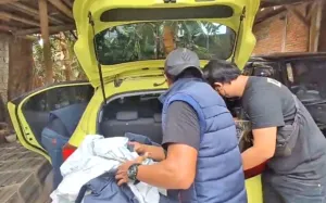 Polisi Tangkap Delapan Oran...