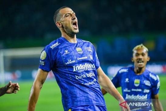 Balsa Borong Dua Gol untuk Kemenangan Persib Bandung 2-0 Atas Melbourne Victory