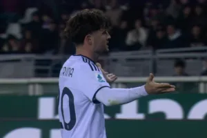 Hasil Liga Italia: Bangkit,...