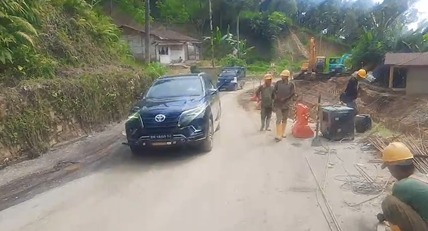Jalan Tarutung-Sibolga yang Sempat Putus Total Kini Sudah Bisa Dilalui