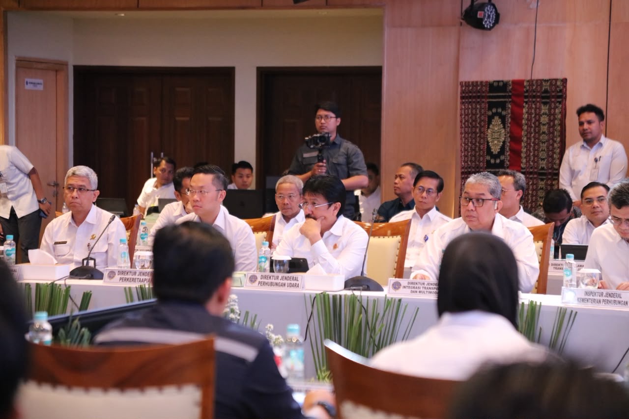 Kemenhub Berikan Stimulus Penurunan Harga Tiket Pesawat pada Periode Nataru 2026/2027
