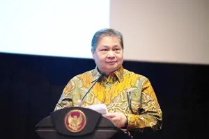 Rupiah Melemah Mendekati Rp...