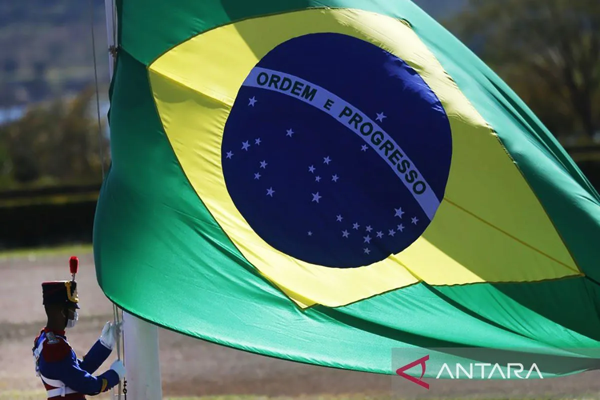 Visa AS untuk Bolsonaro dan Keluarga Segera Terbit, Ini F...