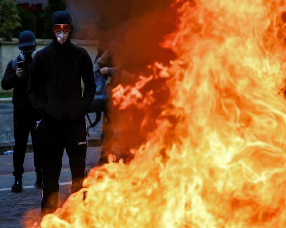 Albania Denda Demonstran hingga $6 Ribu  dalam Gelombang ...