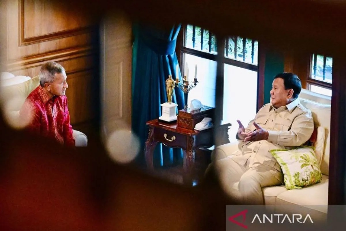 Menlu Singapura Bertemu Presiden Prabowo di Hambalang, Vi...