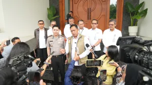 Bulog Nonaktifkan 6 Pegawai...