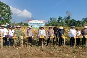 Kapolda Sulut Apresiasi Kelompok Tani Sehati Ciptakan Varietas Jagung Unggul