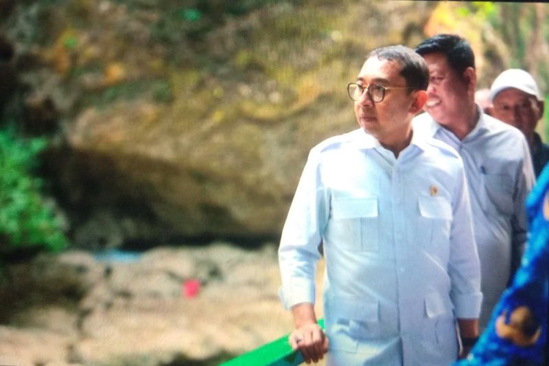 Menbud Fadli Zon Tekankan Pentingnya Konservasi dan Jaga Warisan Kekayaan Alam Maros