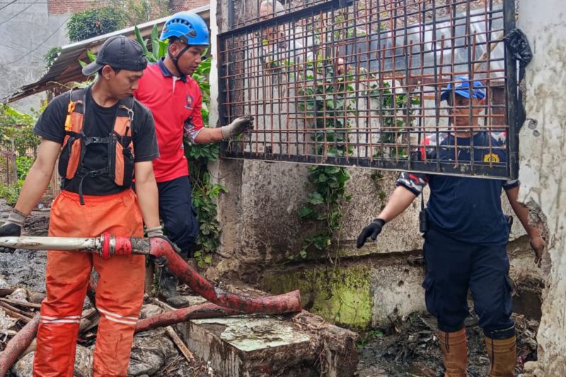 Musim Hujan Tiba, BPBD Garut Siaga Hadapi Ancaman Bencana...