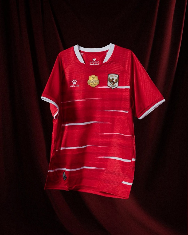 Rayakan Kemenangan, Kelme Luncurkan Jersey Champions Edit...