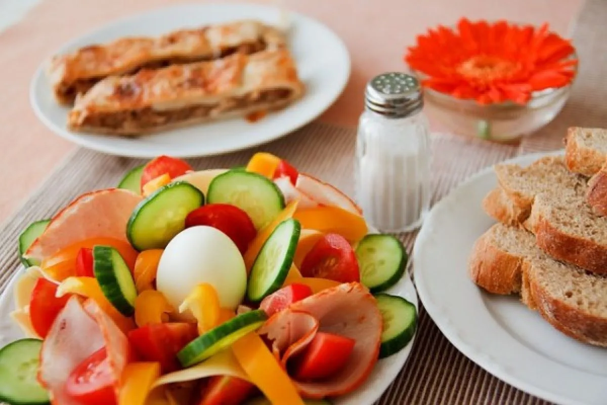 Sering Dicap Tidak Sehat, 5 Makanan Ini Justru Punya Manf...