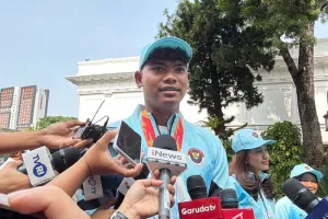 Terima Bonus dari Pemerinta...