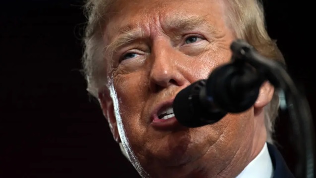 Trump Tuduh Demokrat Akali ...