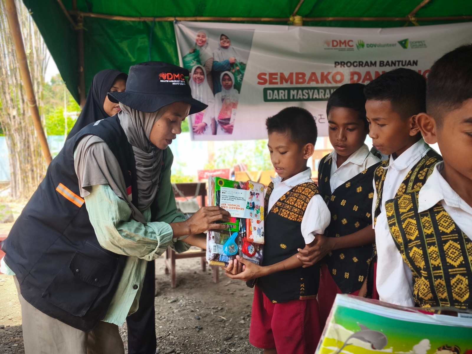 Dompet Dhuafa Salurkan Bantuan untuk Korban Gempa NTT, 1.062 Orang Terbantu