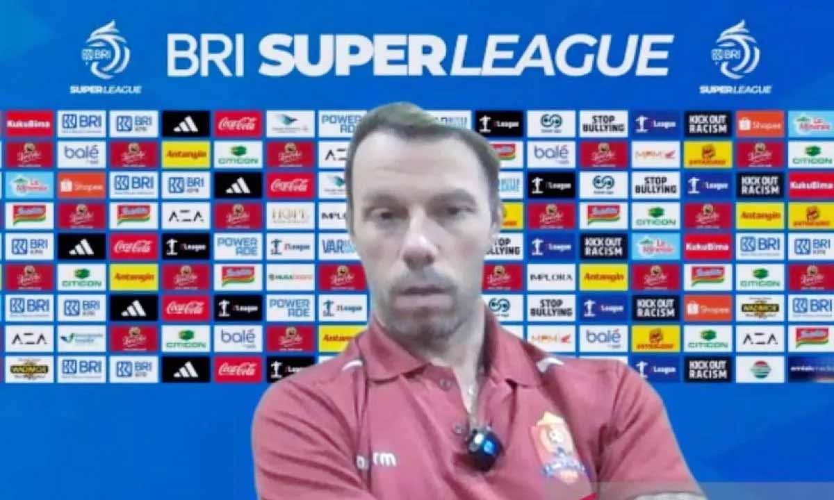 Tekad Pelatih Persijap di Kandang Persebaya, Curi Poin!