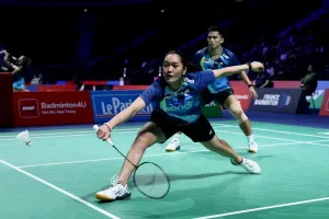 Comeback Dramatis! Amri/Nita Bangkit dari Ketertinggalan dan Lolos Semifinal Hylo Open