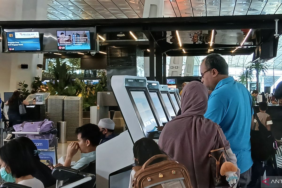 Garuda Indonesia Modernisasi Fitur Layanan, Permudah Pengguna Ubah Jadwal Penerbangan