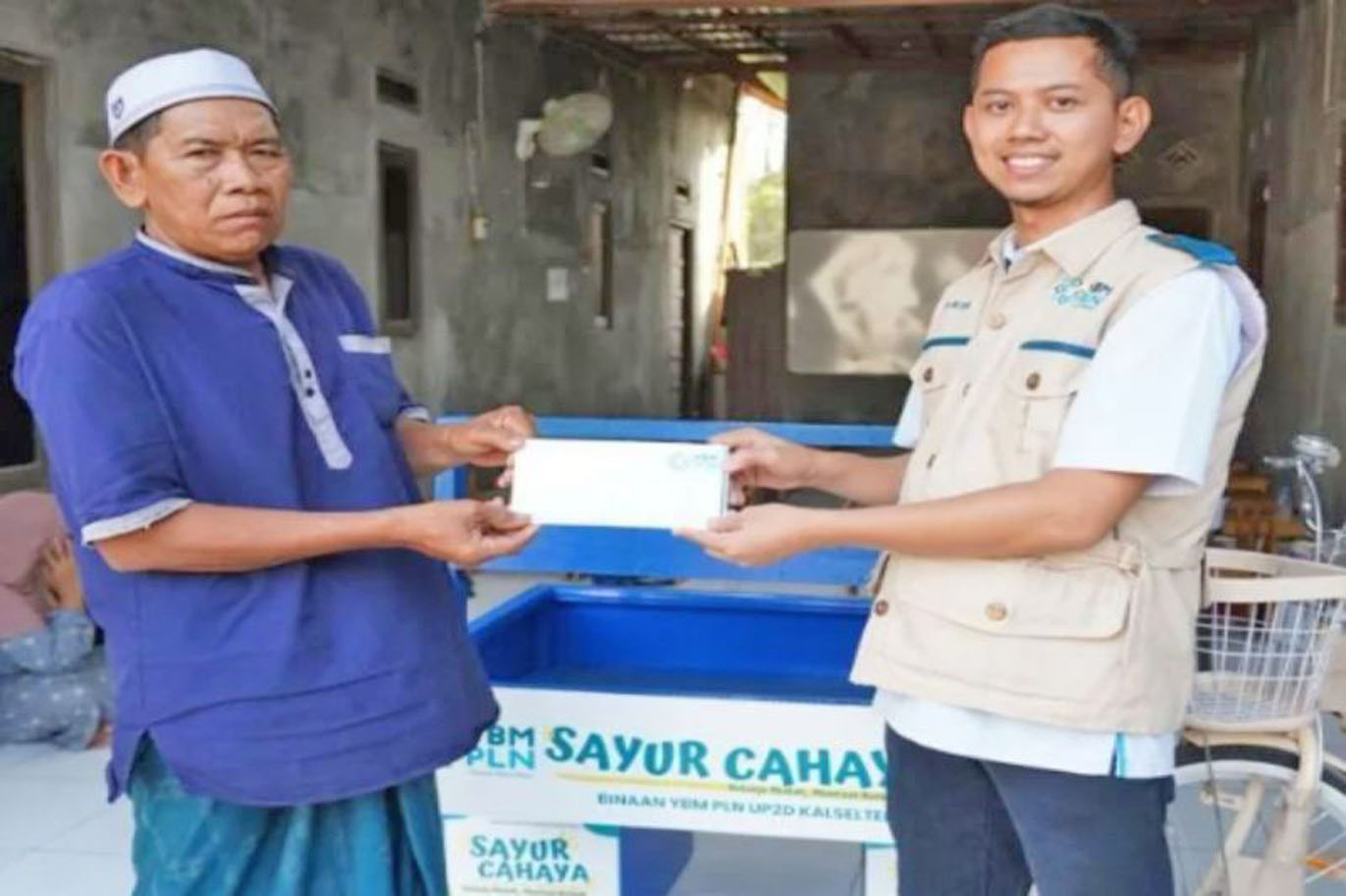 YBM PLN Bantu Pedagang Sayur Banjarbaru Perkuat Usaha Keluarga