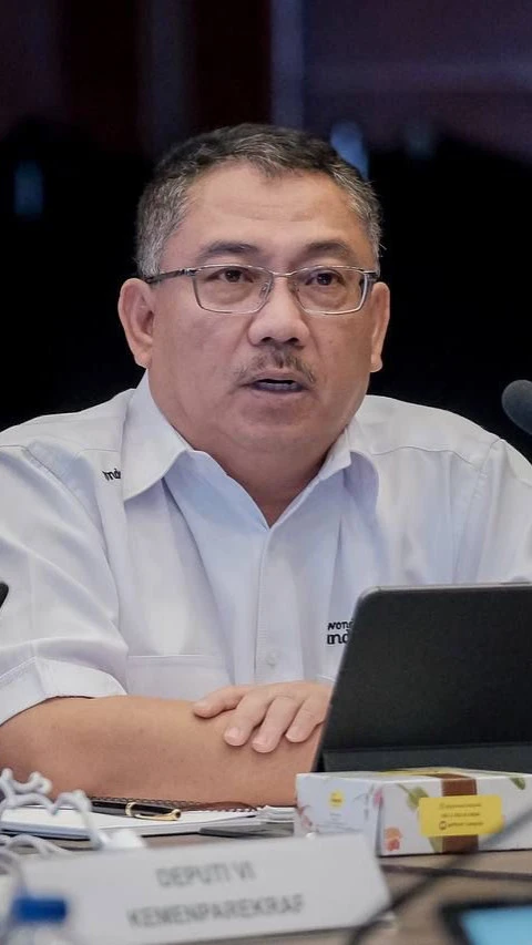 Selama Erupsi Lewotobi Laki-laki, Kemenpar Buka Layanan bagi Wisatawan