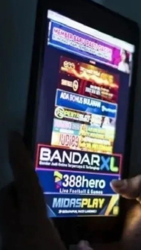Polisi Tangkap Pengepul Judi Online Jenis Togel Jaringan Hongkong di Cilandak