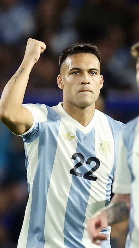 Argentina Tundukkan Peru